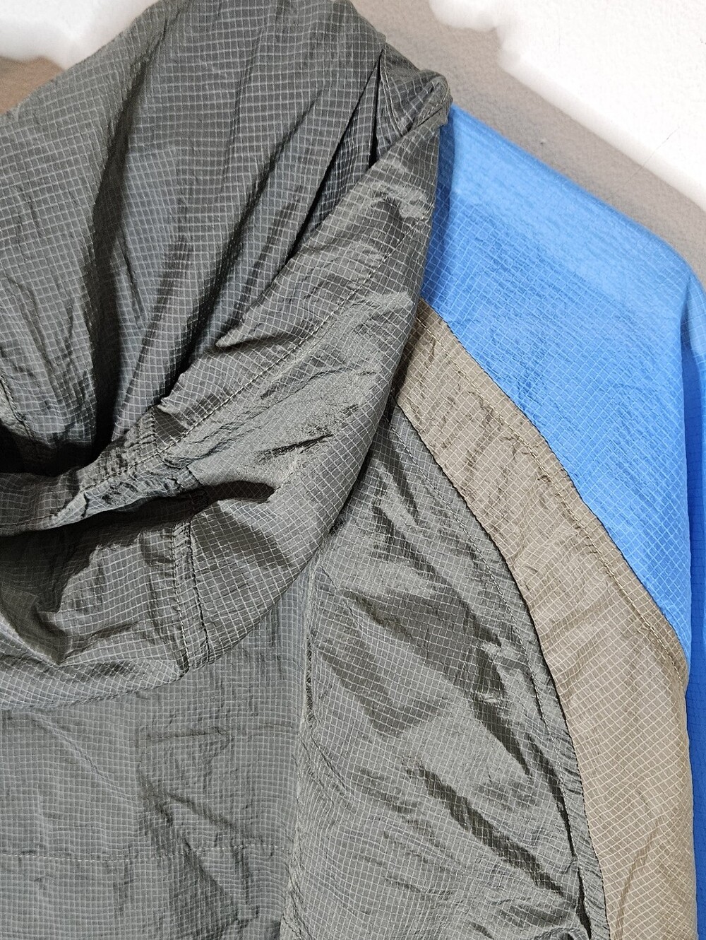 Outdoor Voices  Break Lite Nylon Windbreaker Jacket Colorblock Men's XL - Picture 8 of 8